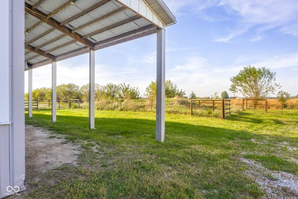 $630,000 | 3660 East 300 South, Columbus, IN 47201