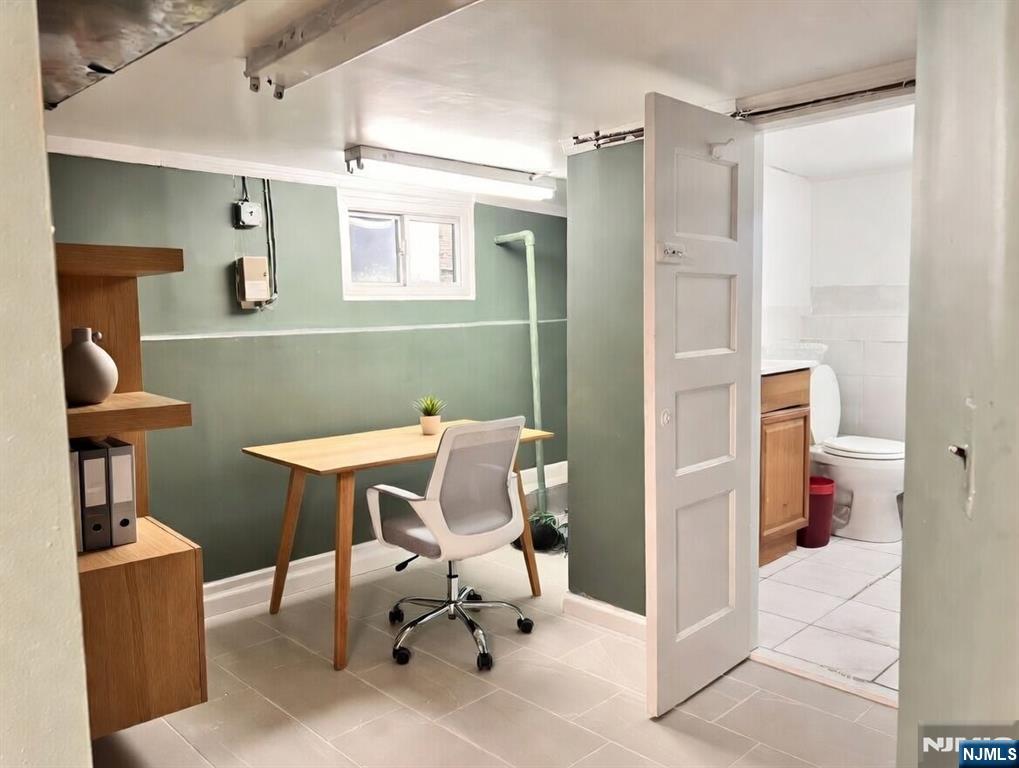 1875 Pilgrim Way Union, NJ 07083 - Photo 24 of 36