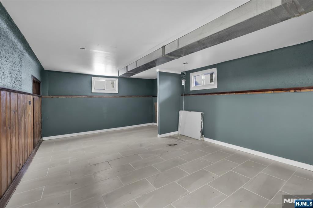 1875 Pilgrim Way Union, NJ 07083 - Photo 25 of 36