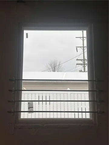 $2,000 | 97 Clyde Street, Ellwood City, PA 16117