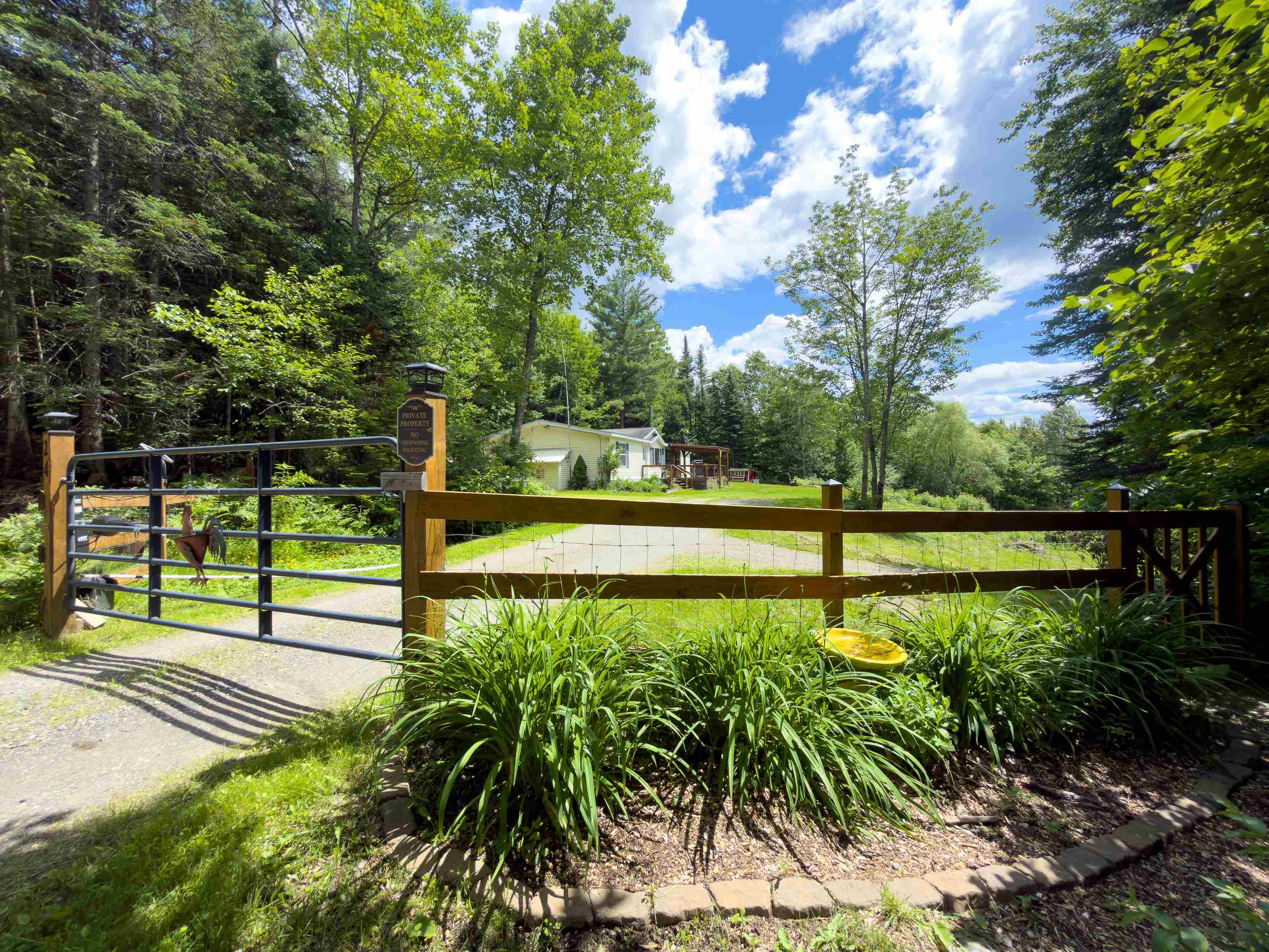 24 Varney Road Whitefield, NH 03598 - Photo 3 of 48