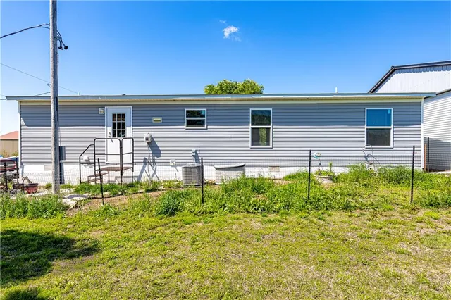 $235,000 | 549 North Linn Valley Drive, Linn Valley, KS 66040