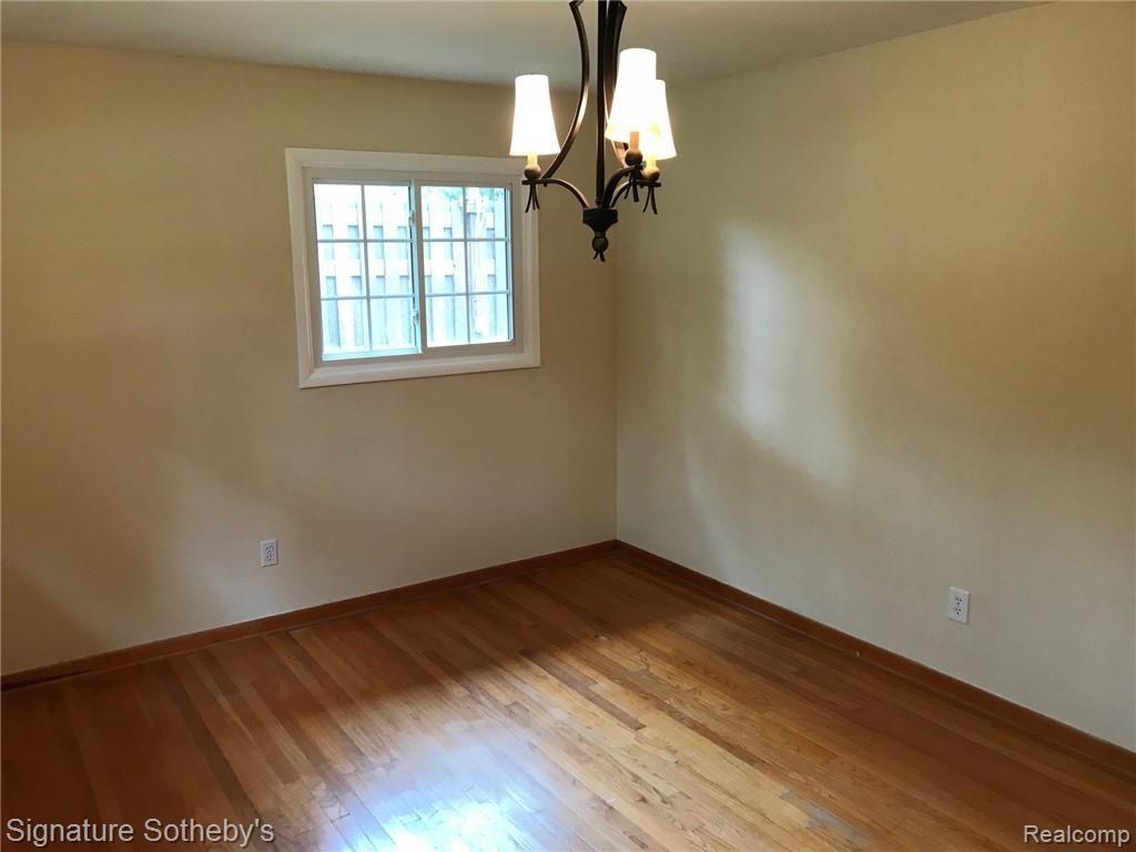 28512 Quail Hollow Road Farmington Hills, MI 48331 - Photo 10 of 28