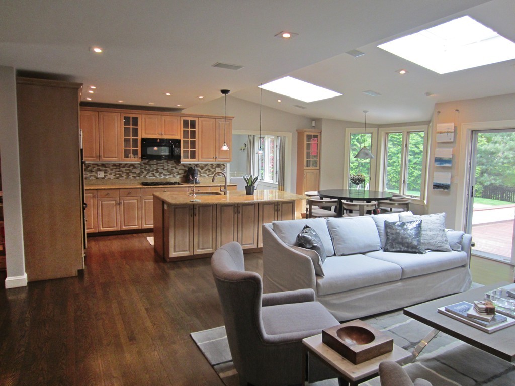 10 Kenilworth Road Wellesley, MA 02482 - Photo 5 of 18
