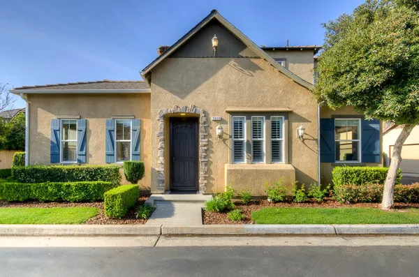 $405,900 | 3838 Moody Lane, Clovis, CA 93619