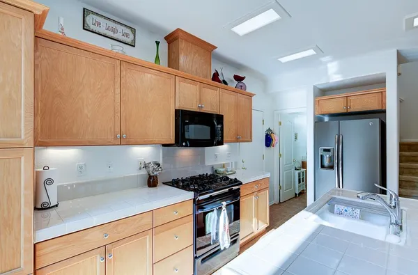 $405,900 | 3838 Moody Lane, Clovis, CA 93619