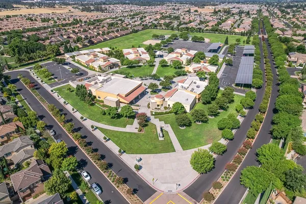 $405,900 | 3838 Moody Lane, Clovis, CA 93619