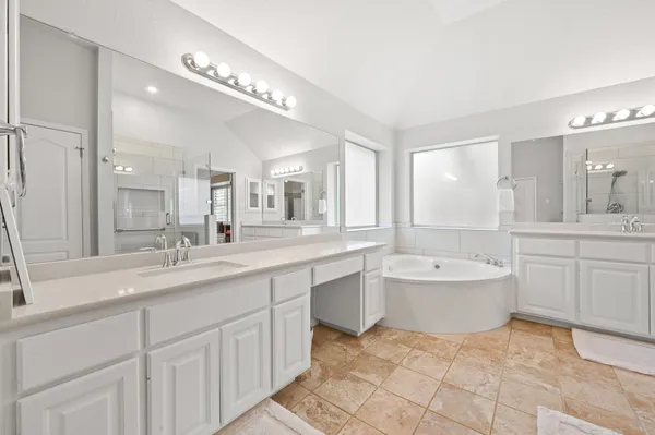 $850,000 | 5916 Back Bay Lane, Austin, TX 78739