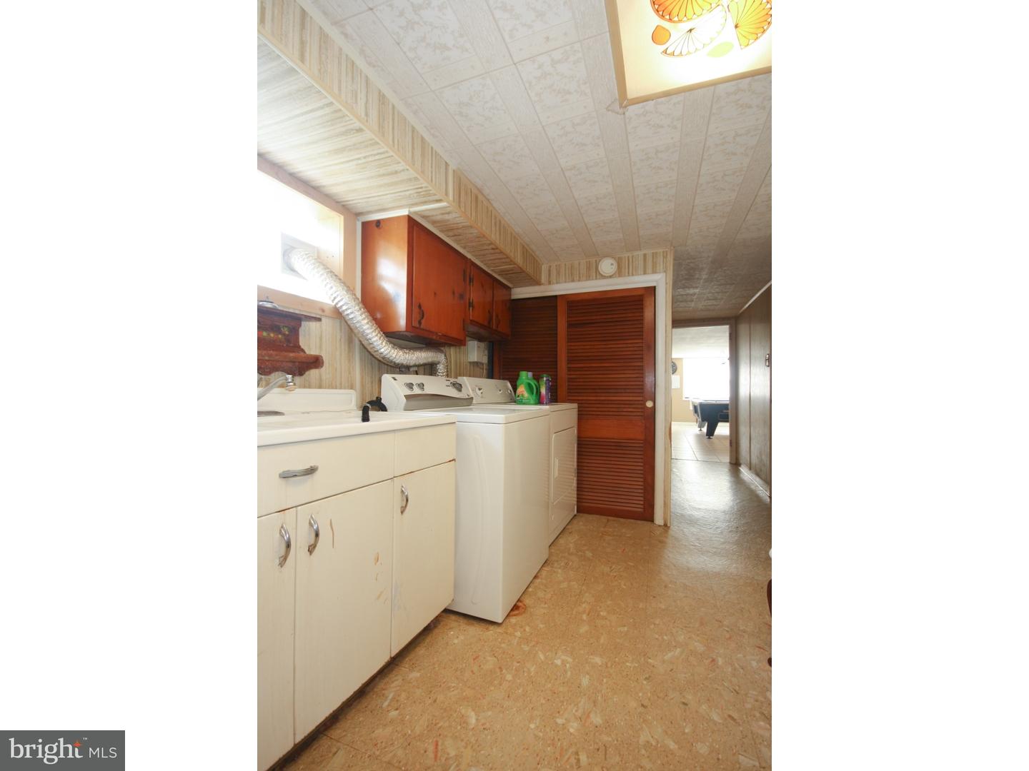 3121 Draper Street Philadelphia, PA 19136 - Photo 17 of 22 Laundry Room
