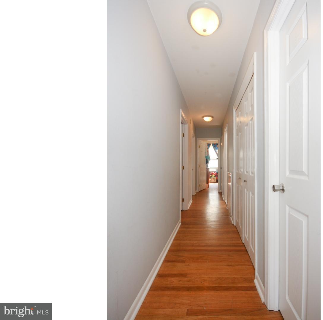 3121 Draper Street Philadelphia, PA 19136 - Photo 8 of 22 Hallway