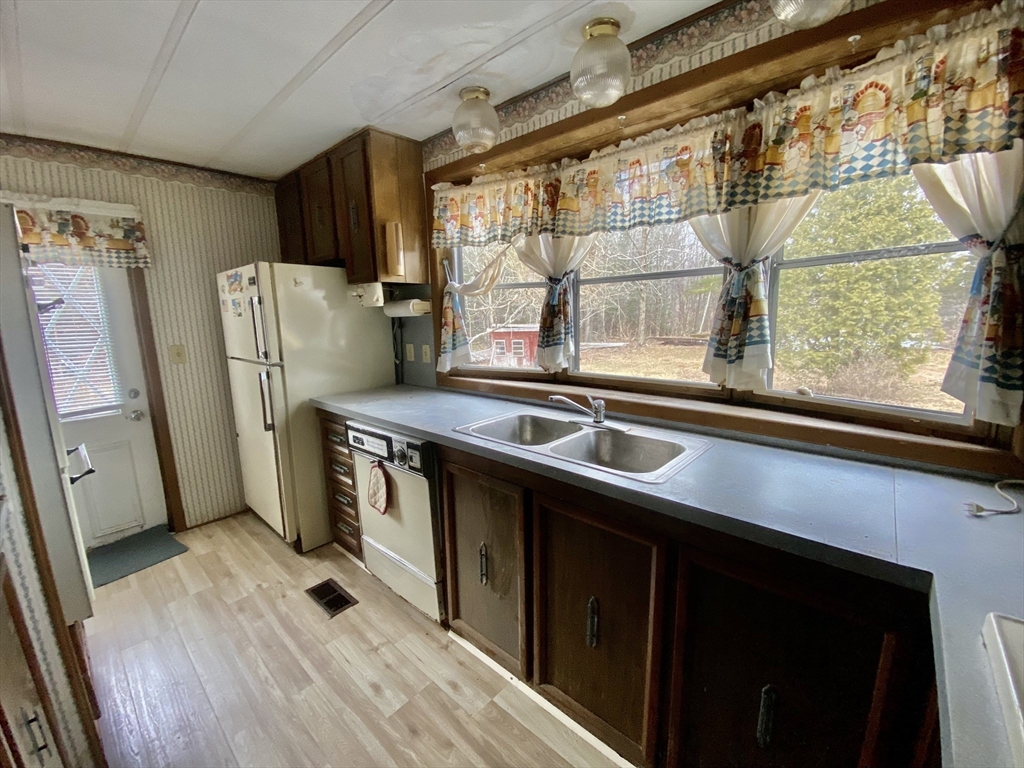 675 Route 8A Colrain, MA 01340 - Photo 9 of 18 Gallery Image 9