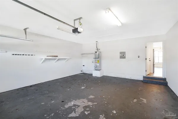 $1,850 | 323 Twisted Oak Drive, Cantonment, FL 32533