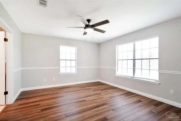 $1,850 | 323 Twisted Oak Drive, Cantonment, FL 32533