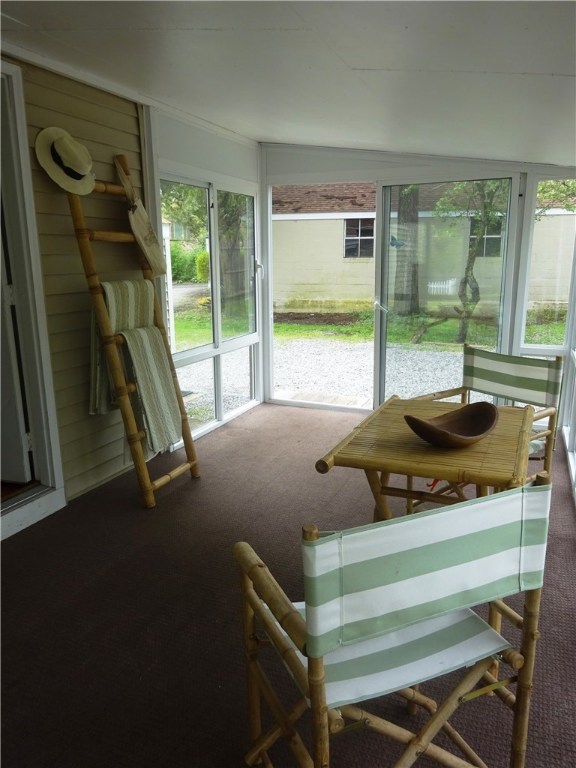 340 Old Forge Road Warwick, RI 02818 - Photo 12 of 39