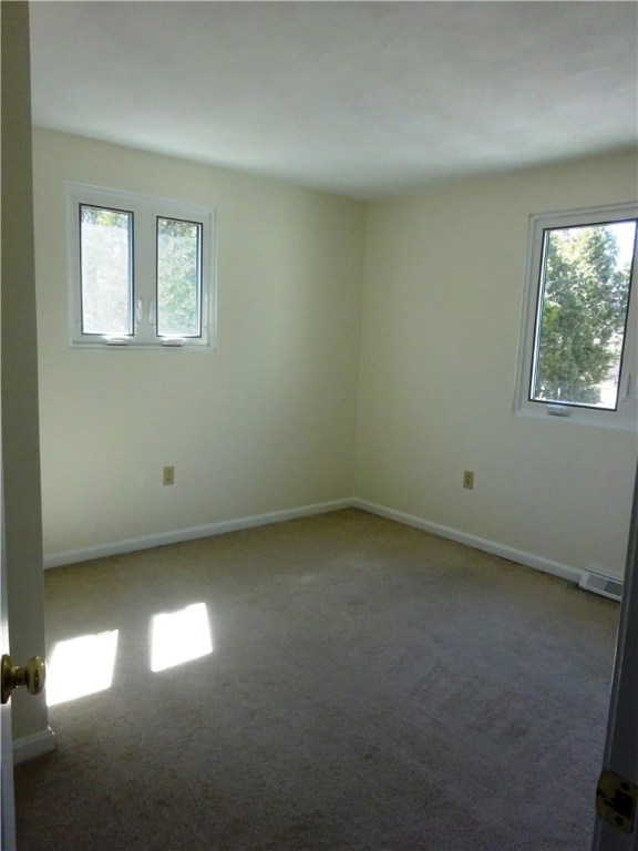 340 Old Forge Road Warwick, RI 02818 - Photo 19 of 39