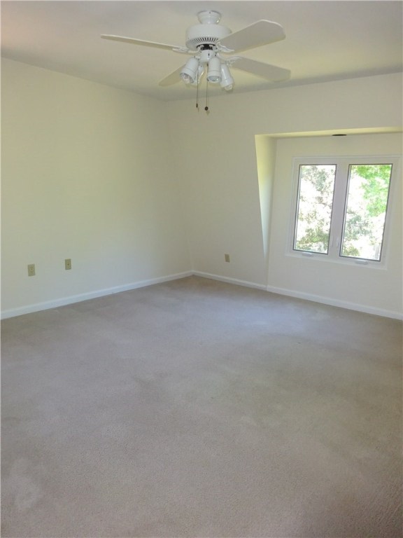 340 Old Forge Road Warwick, RI 02818 - Photo 25 of 39