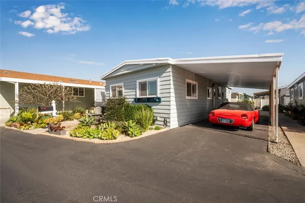 $165,000 | 16222 Monterey Lane, Unit 81, Huntington Beach, CA 92649