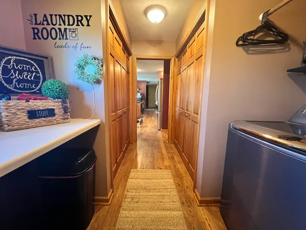 a en suite bathroom with a sink and a mirror