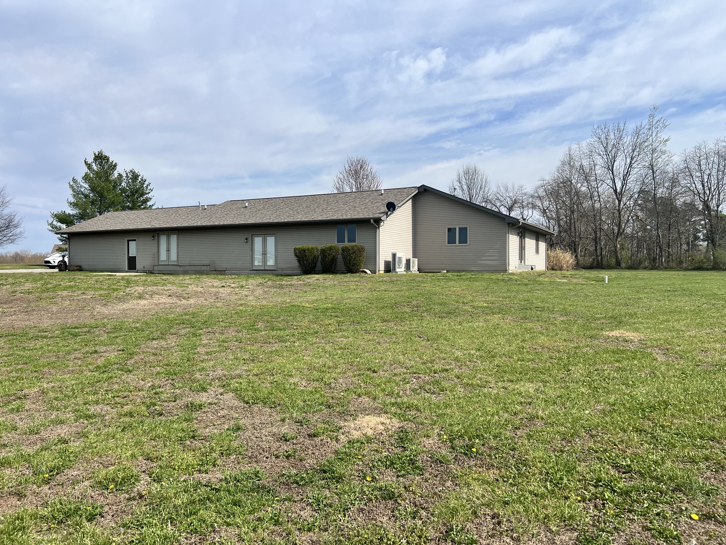 233 Dunivan Road Murphysboro, IL 62966 - Photo 31 of 35 a house view with a garden space