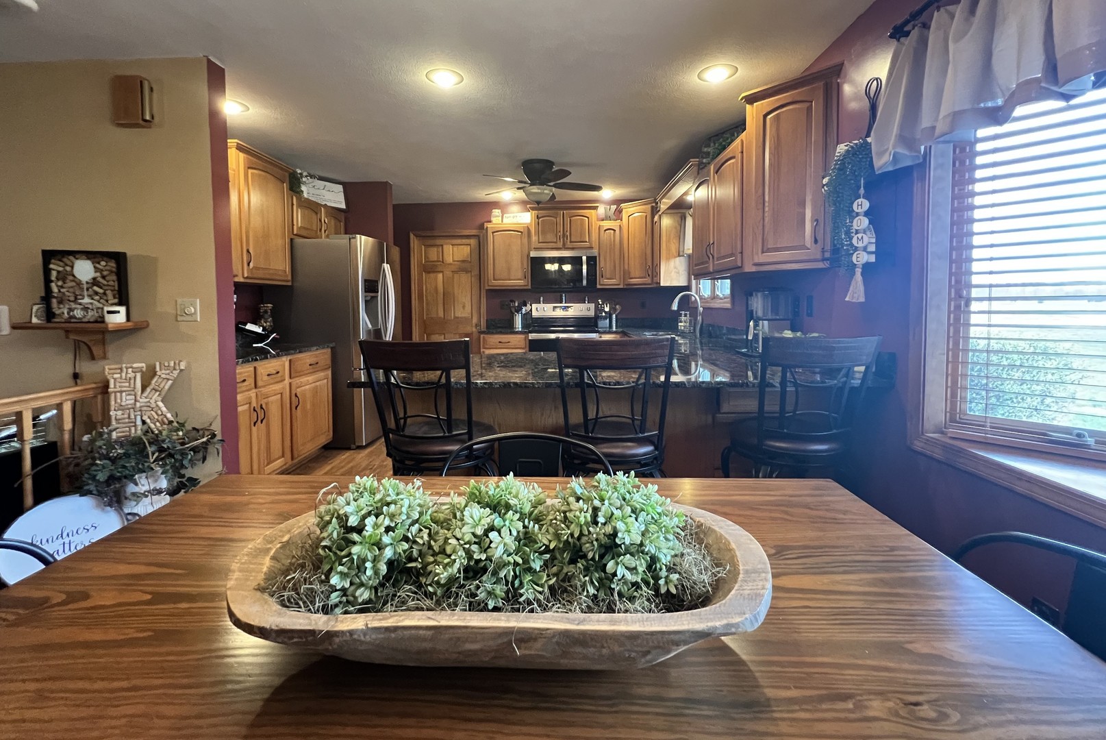 233 Dunivan Road Murphysboro, IL 62966 - Photo 8 of 36