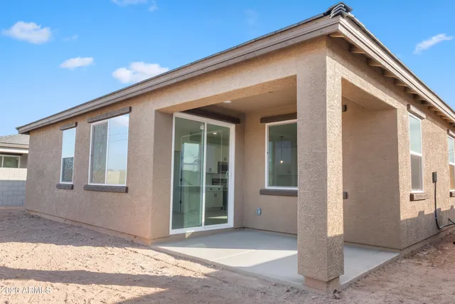 $1,795 | 3430 West Colusa Drive, Eloy, AZ 85131