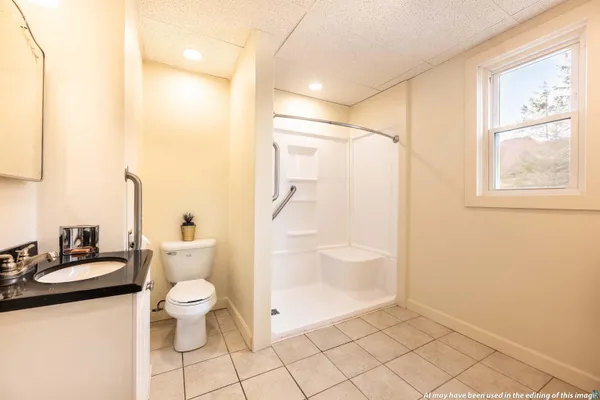 $289,900 | 801 Beaser Avenue, Ashland, WI 54806