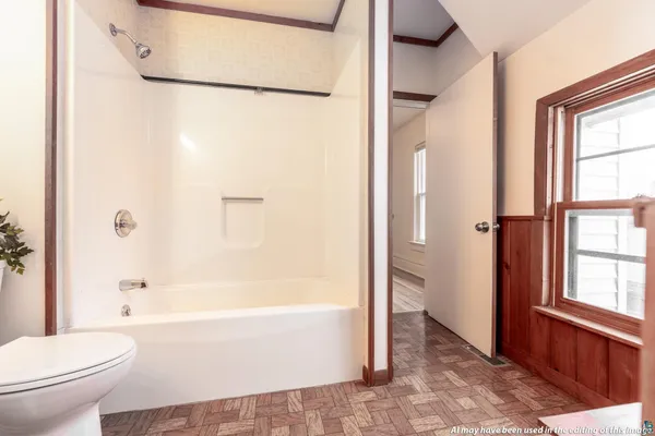 $289,900 | 801 Beaser Avenue, Ashland, WI 54806