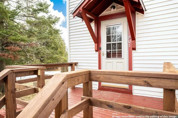 $289,900 | 801 Beaser Avenue, Ashland, WI 54806