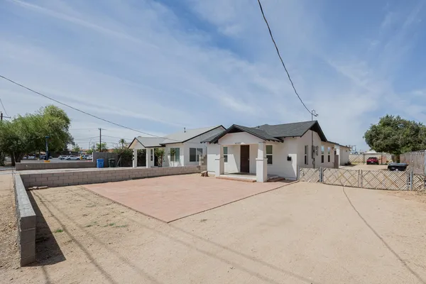 $1,995 | 4130 North Longview Avenue, Phoenix, AZ 85014