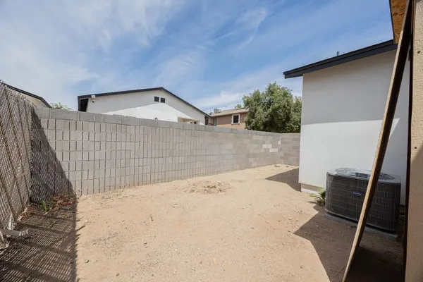 $1,995 | 4130 North Longview Avenue, Phoenix, AZ 85014