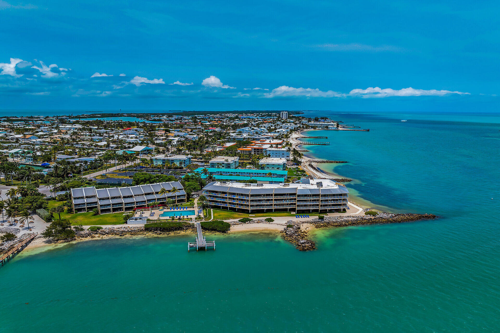 1133 West Ocean Drive, Unit 6 Key Colony Beach, FL 33051 - Photo 16 of 73 virtual-tour-360529-mls-high-res-image-5