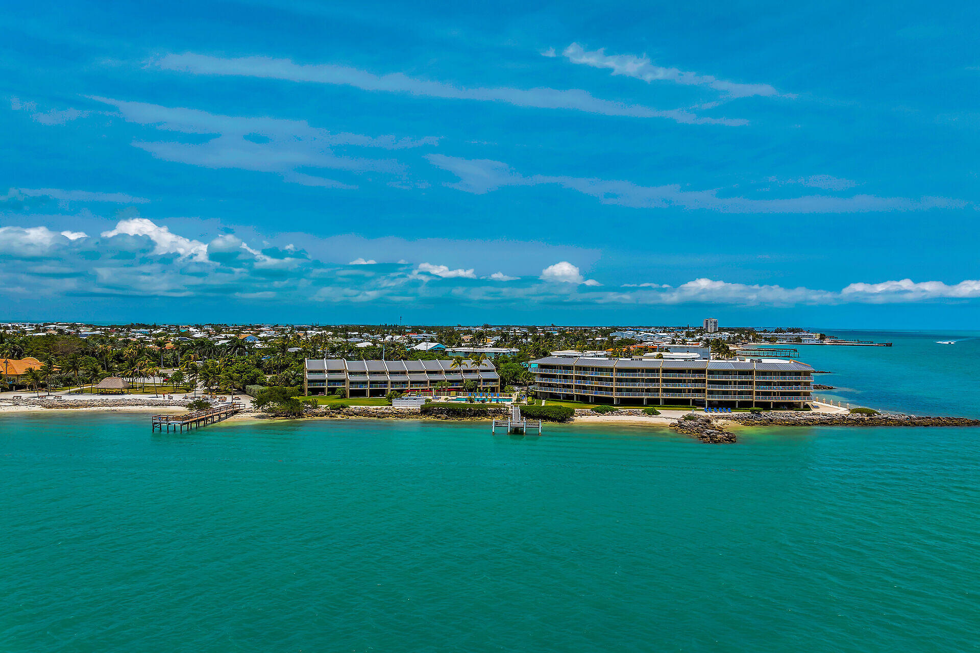 1133 West Ocean Drive, Unit 6 Key Colony Beach, FL 33051 - Photo 17 of 73 a view of a lake with a big yard