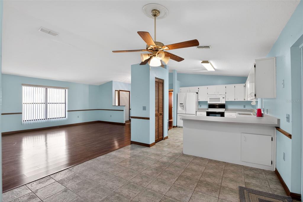 9745 Southwest 30th Terrace Ocala, FL 34476 - Photo 3 of 14