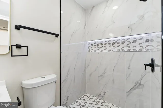 $275,000 | 2425 Lauretta Avenue, Baltimore, MD 21223