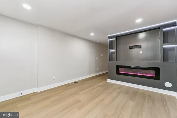 $259,999 | 2425 Lauretta Avenue, Baltimore, MD 21223
