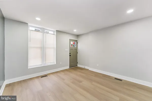 $259,999 | 2425 Lauretta Avenue, Baltimore, MD 21223