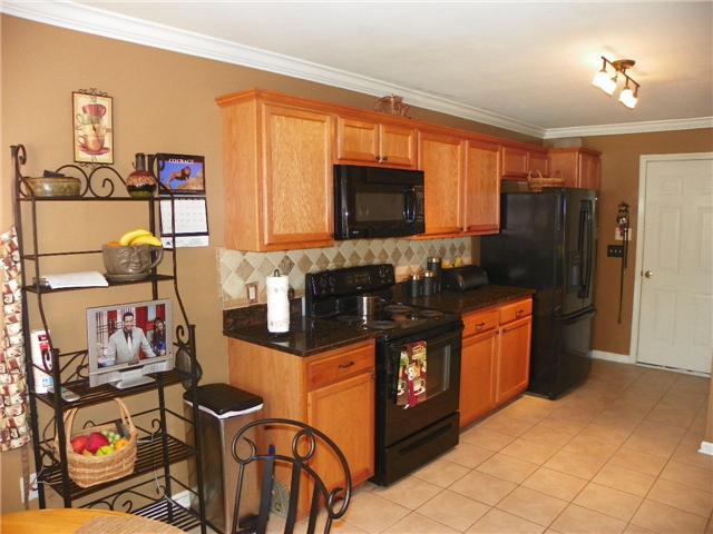 1312 Chapman Court Spring Hill, TN 37174 - Photo 16 of 20