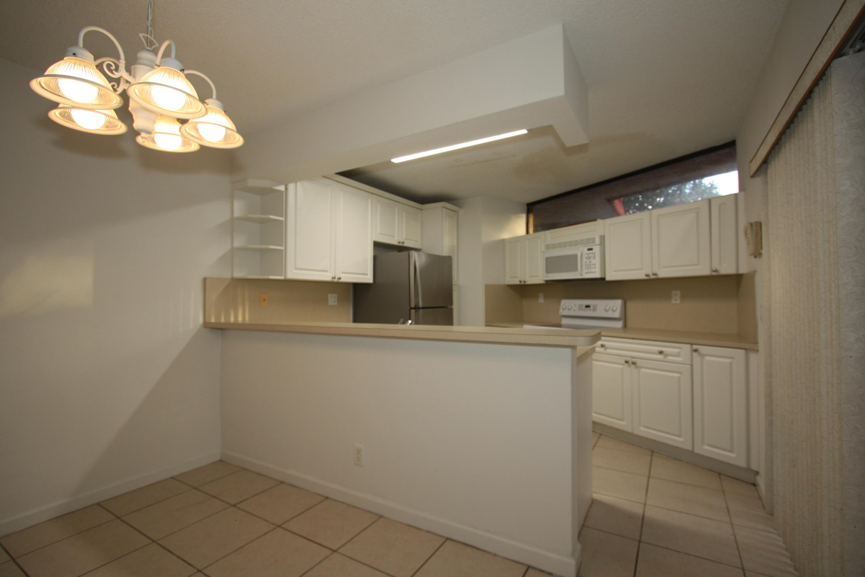 8231 Severn Drive, Unit D Boca Raton, FL 33433 - Photo 6 of 15 8231_06