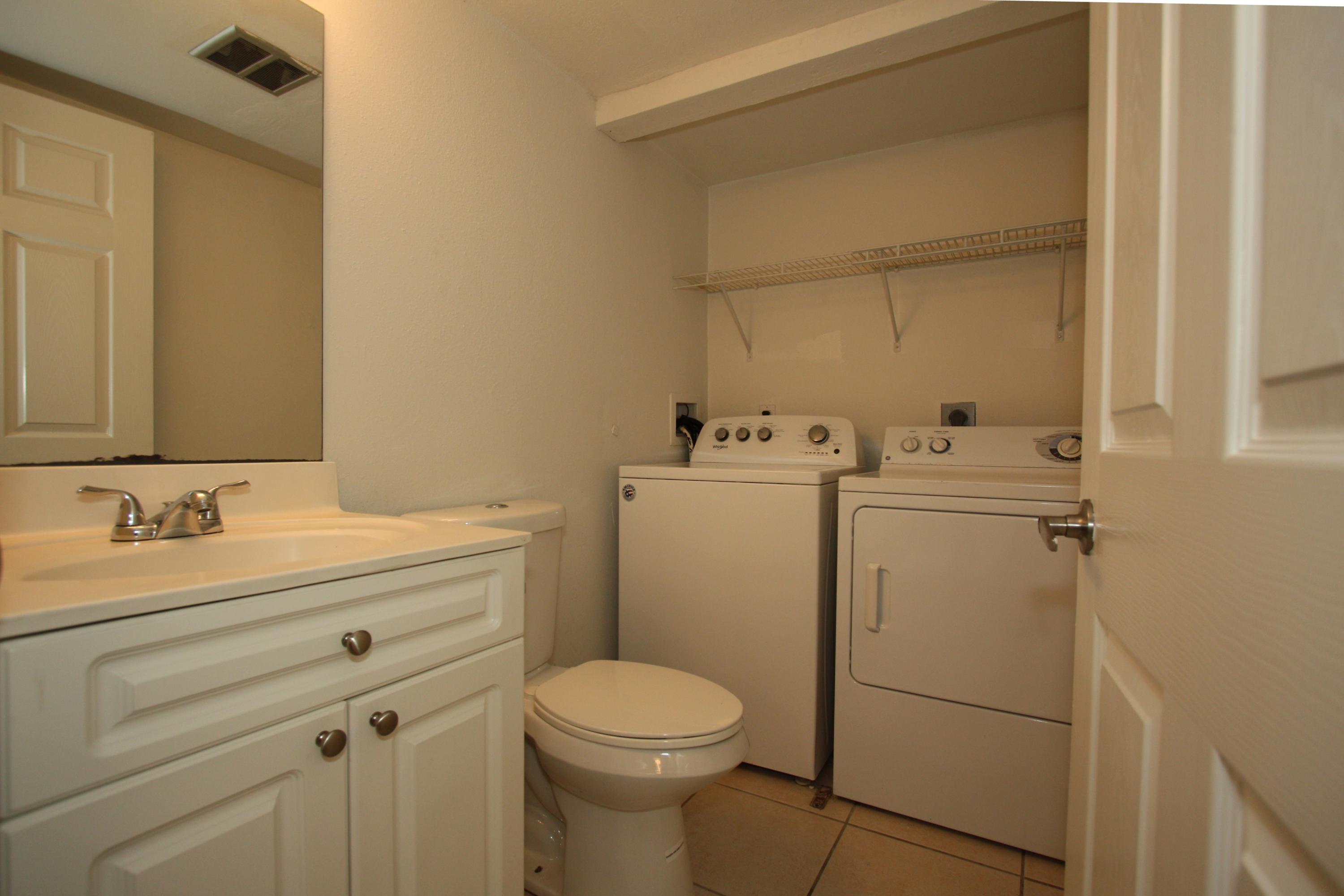 8231 Severn Drive, Unit D Boca Raton, FL 33433 - Photo 8 of 15 8231_08