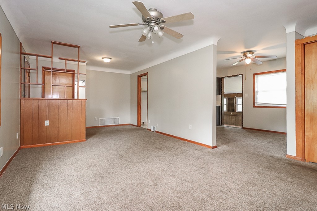 25121 Price Road Bedford, OH 44146 - Photo 19 of 33