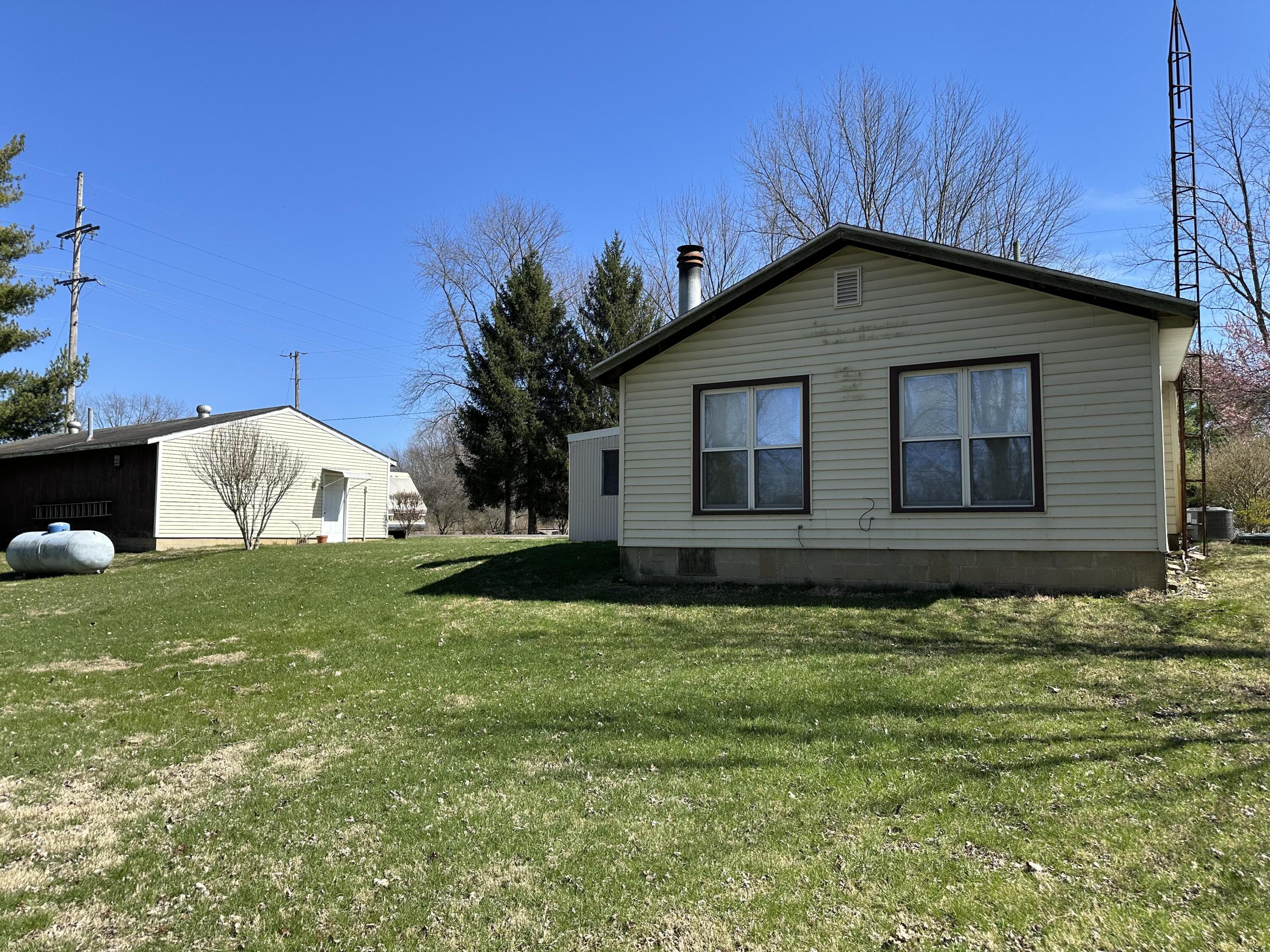 5880 Wynn Road Springfield, OH 45502 - Photo 5 of 8 Gallery Image 5