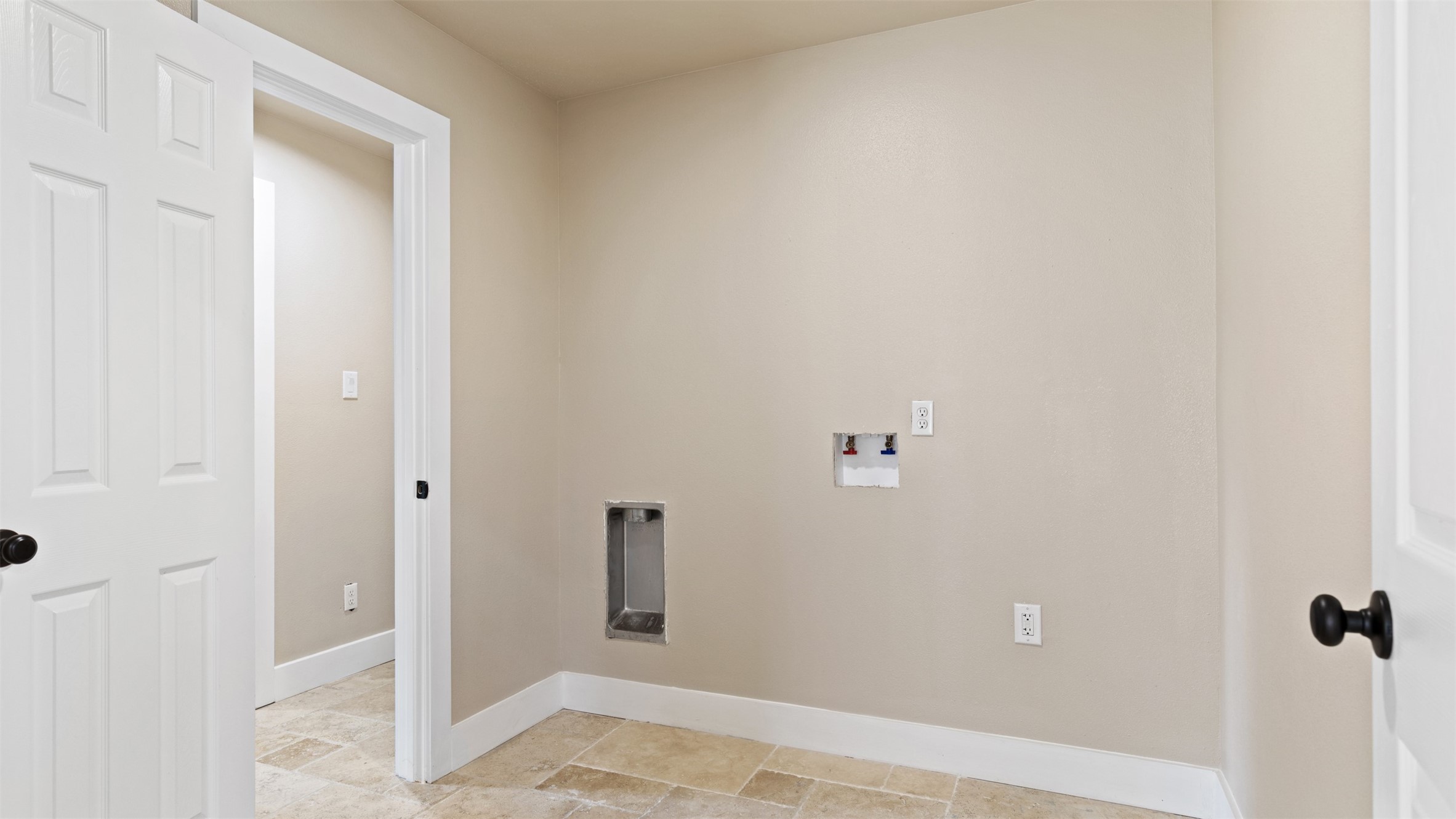 10308 Ehlers Road Conroe, TX 77302 - Photo 22 of 33 a view of a bathroom