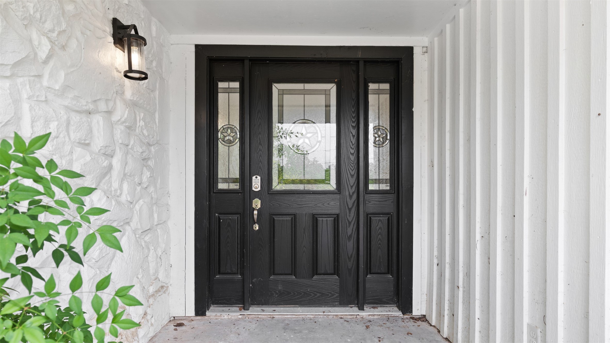 10308 Ehlers Road Conroe, TX 77302 - Photo 3 of 33