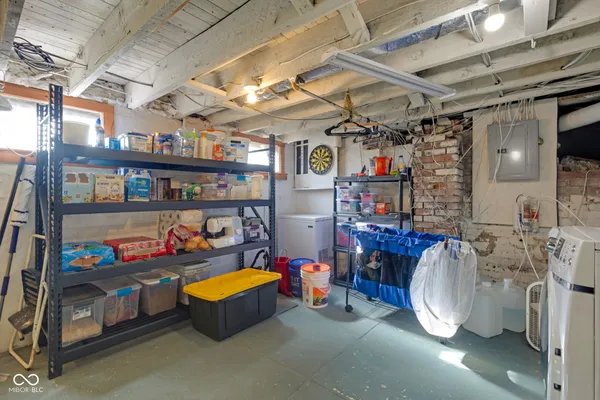 $284,900 | 1002 North New Jersey Street, Indianapolis, IN 46202