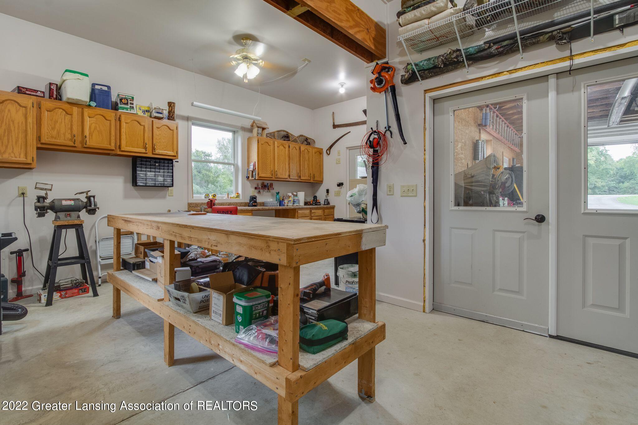 8800 Leverett Road Grand Ledge, MI 48837 - Photo 52 of 53 iIMWSfPY