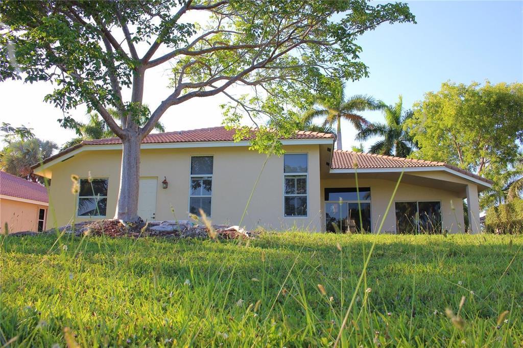 791 Regal Cove Road Weston, FL 33327 - Photo 7 of 29 7