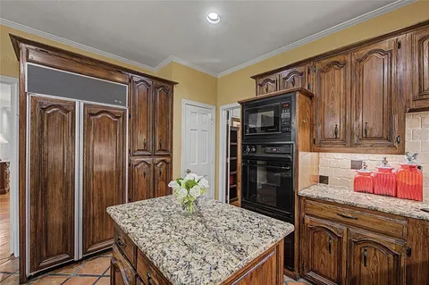 $995,000 | 5831 London Lane, Dallas, TX 75252