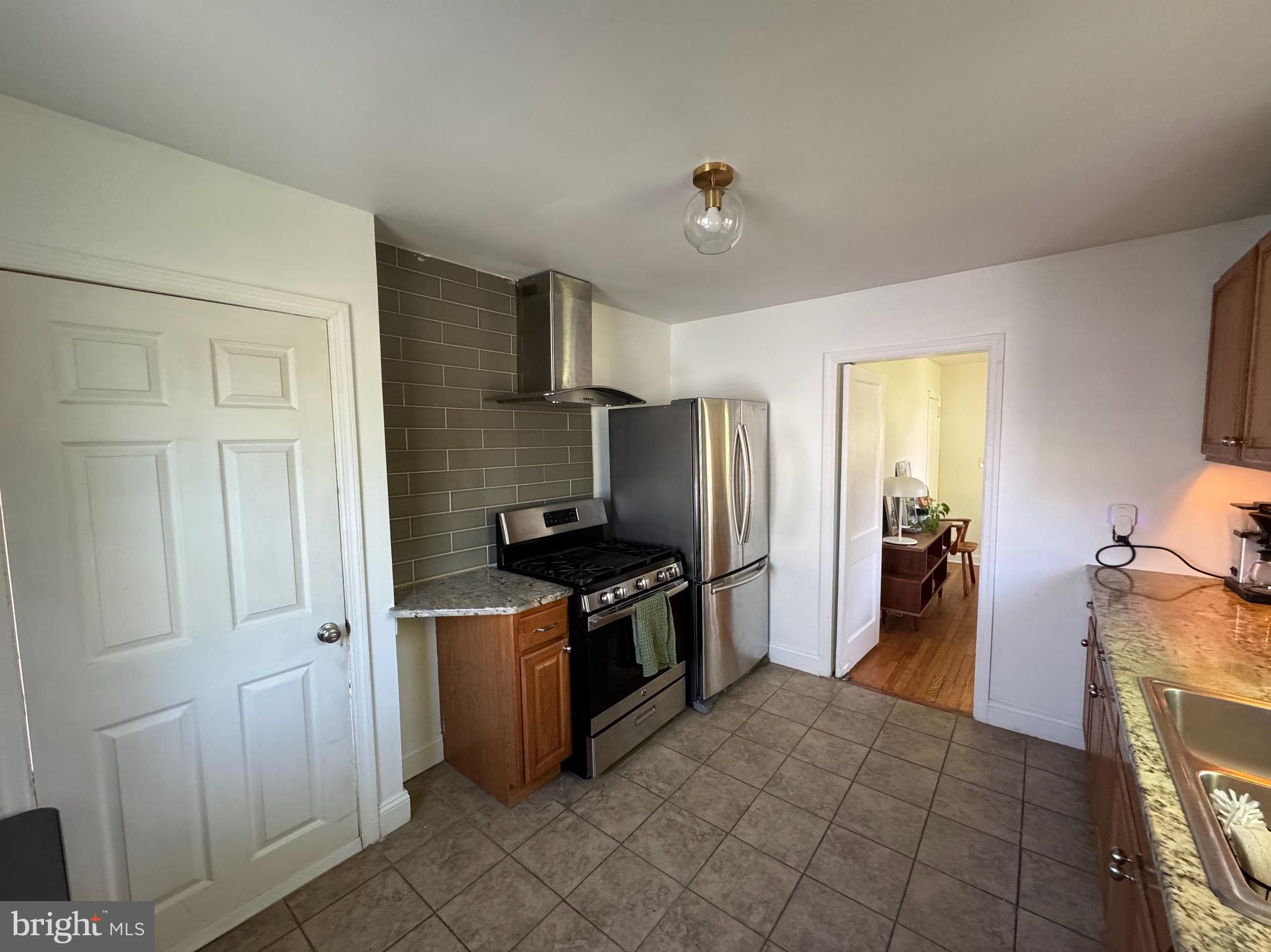 41 Ewingville Road Ewing, NJ 08638 - Photo 17 of 38 KITCHEN