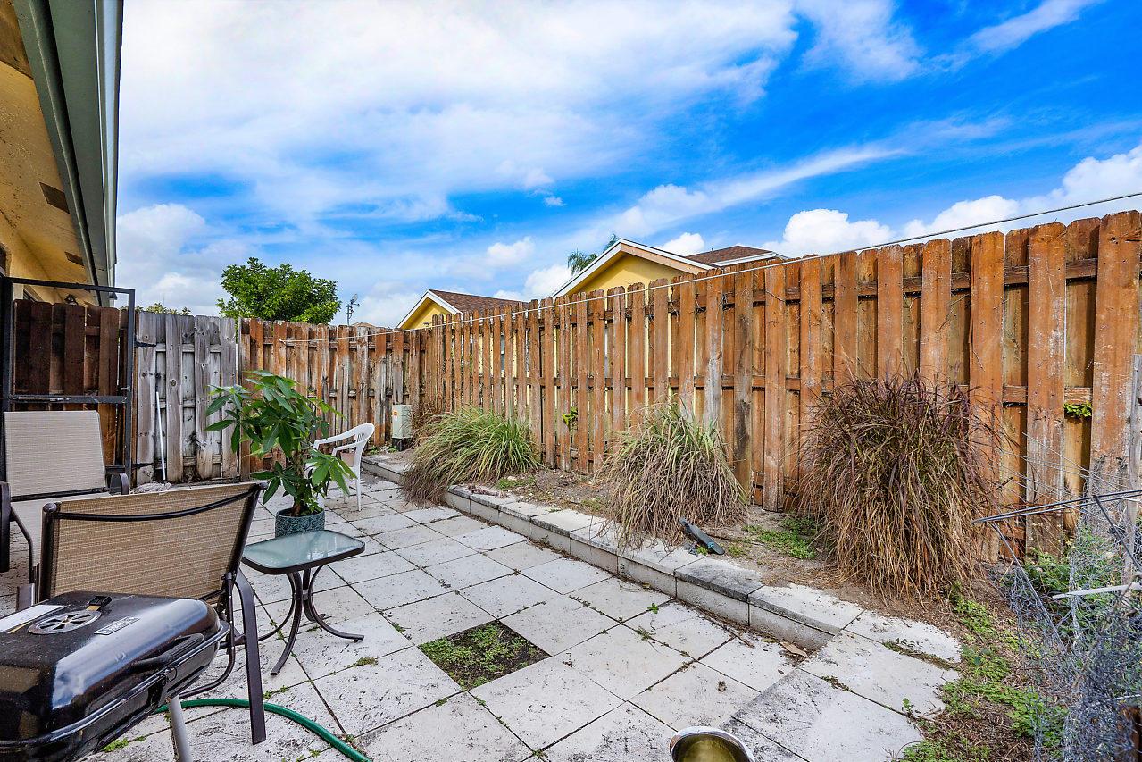 7943 Love Lane Boca Raton, FL 33433 - Photo 16 of 21 Backyard
