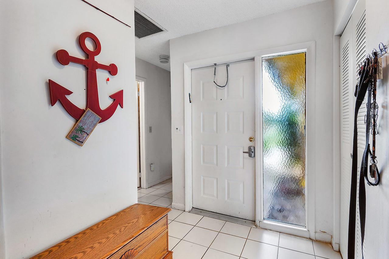 7943 Love Lane Boca Raton, FL 33433 - Photo 3 of 21 Entrance Foyer